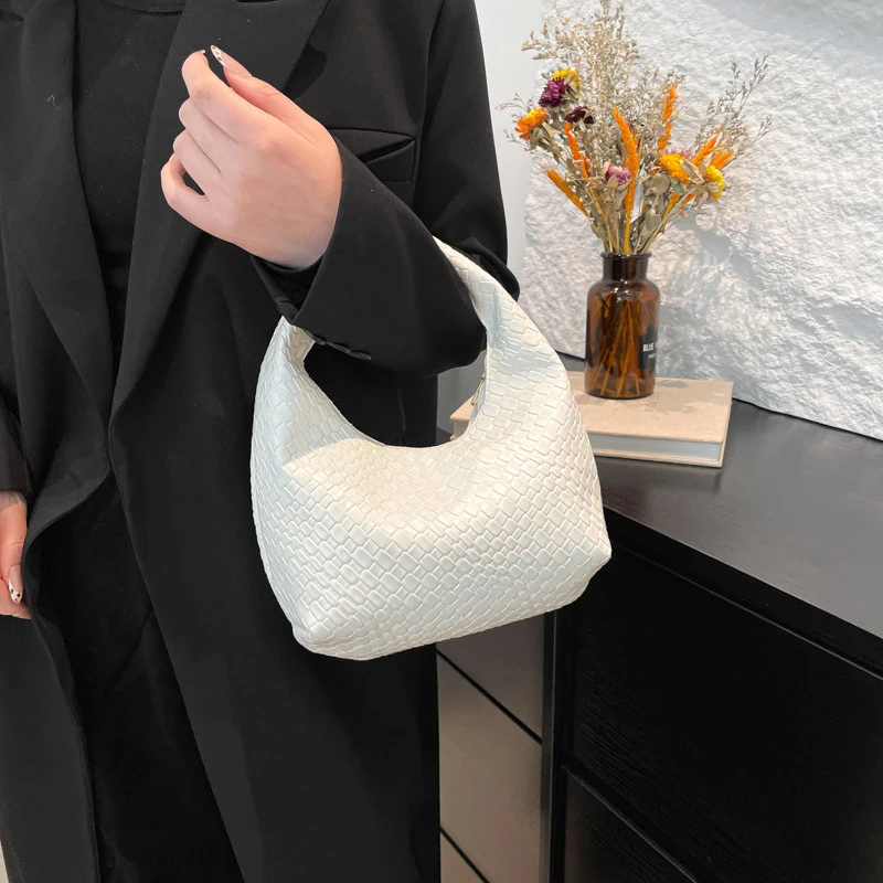 Fashion Pu Weave Bag Red Purse Underarm Bag Fashionable Crescent Mobile Phone Purse and Handbags For Women - Image 4