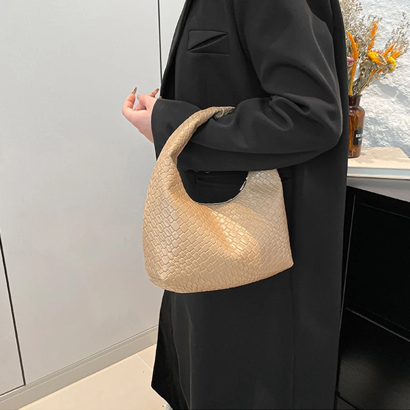 Fashion Pu Weave Bag Red Purse Underarm Bag Fashionable Crescent Mobile Phone Purse and Handbags For Women - Image 20